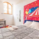 Spacieux Luna Park Centre Apartment